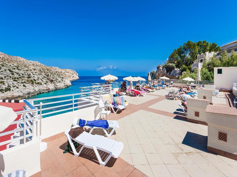 Globales Simar Hotel Cala de Sant Vicenc Eksteriør billede