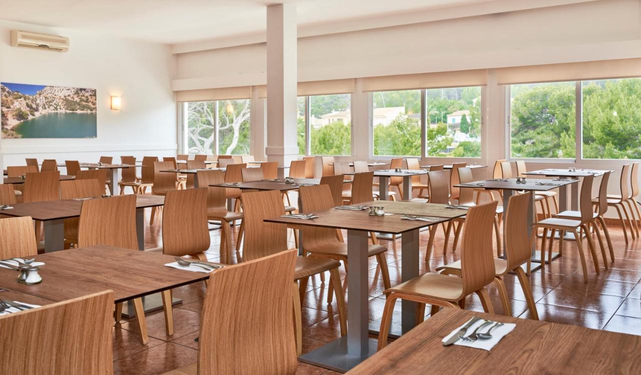 Globales Simar Hotel Cala de Sant Vicenc Eksteriør billede