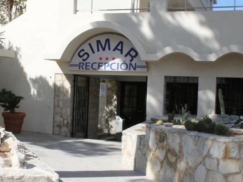 Globales Simar Hotel Cala de Sant Vicenc Eksteriør billede