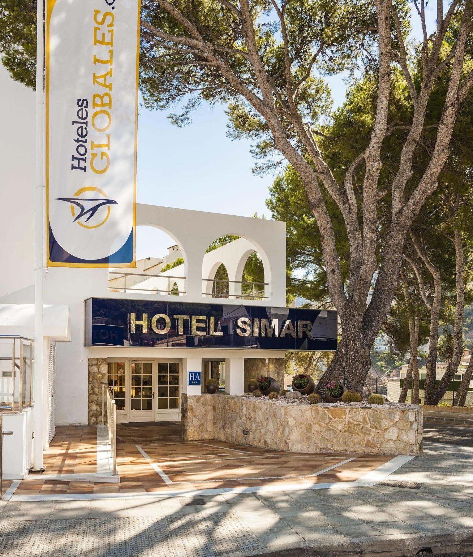 Globales Simar Hotel Cala de Sant Vicenc Eksteriør billede
