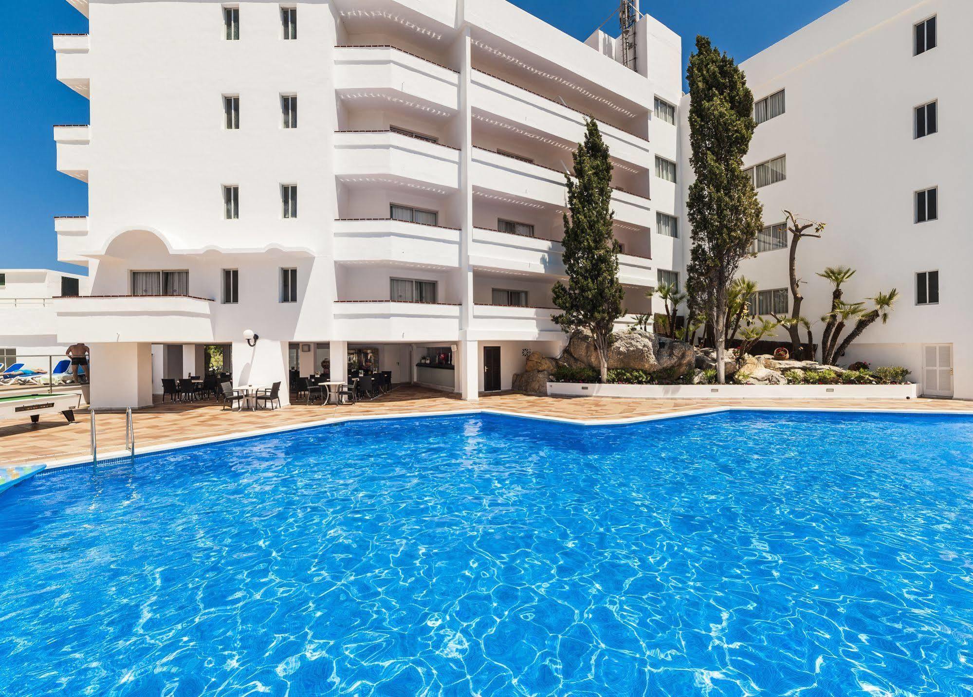 Globales Simar Hotel Cala de Sant Vicenc Eksteriør billede