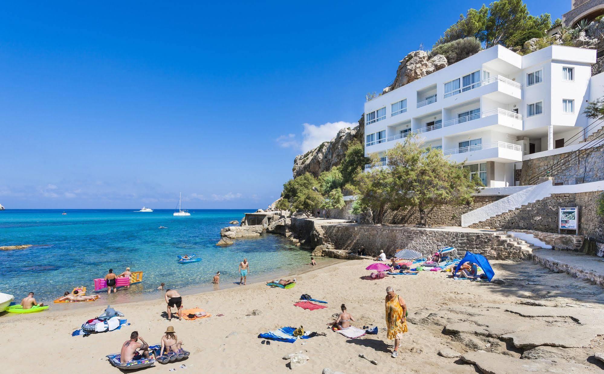 Globales Simar Hotel Cala de Sant Vicenc Eksteriør billede