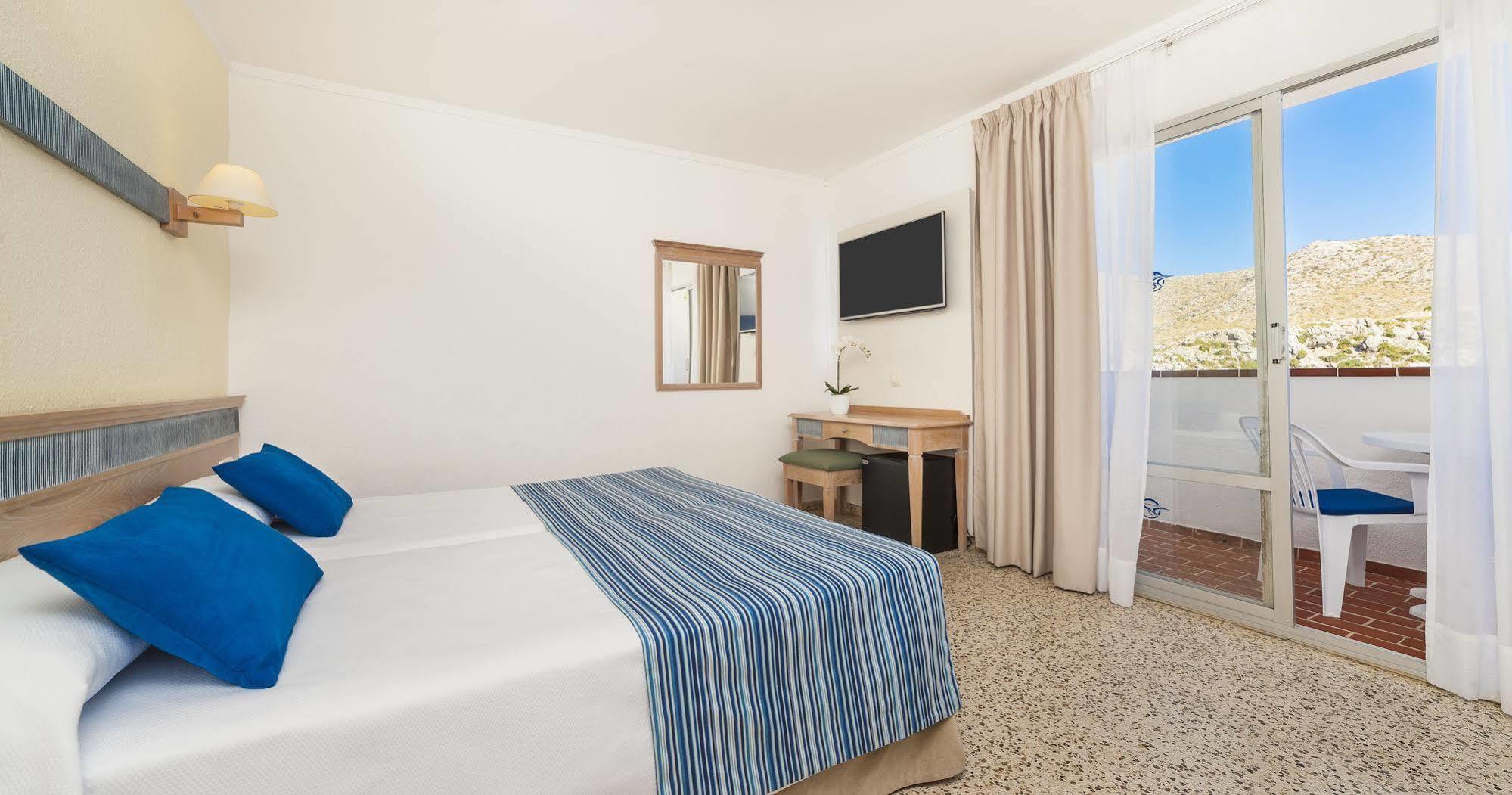 Globales Simar Hotel Cala de Sant Vicenc Eksteriør billede