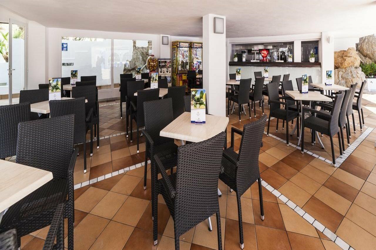 Globales Simar Hotel Cala de Sant Vicenc Eksteriør billede