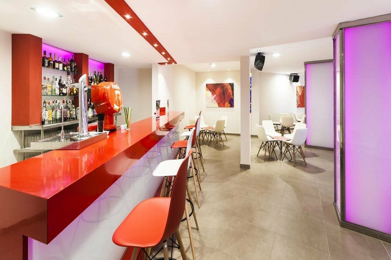 Globales Simar Hotel Cala de Sant Vicenc Eksteriør billede